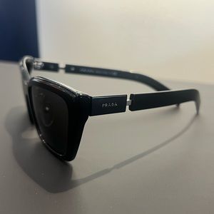 PRADA WOMENS SUNGLASSES